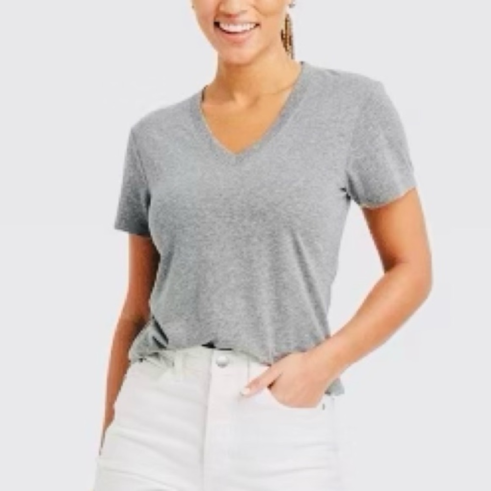 BURBERRY BRIT SIZE XL~SUPER SOFT STRETCH GRAY VNECK SHORT SLEEVE TEE T-SHIRT TOP